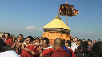 Thinley Norbu Rinpoche, Longchenpa, Nyingma, Dzogchen, Lion’s Roar, Buddhadharma, A Cascading Waterfall of Nectar, White Sail, Dudjom Rinpoche son, father Dzongsar Jamyang Khyentse Rinpoche, Tibetan Buddhism