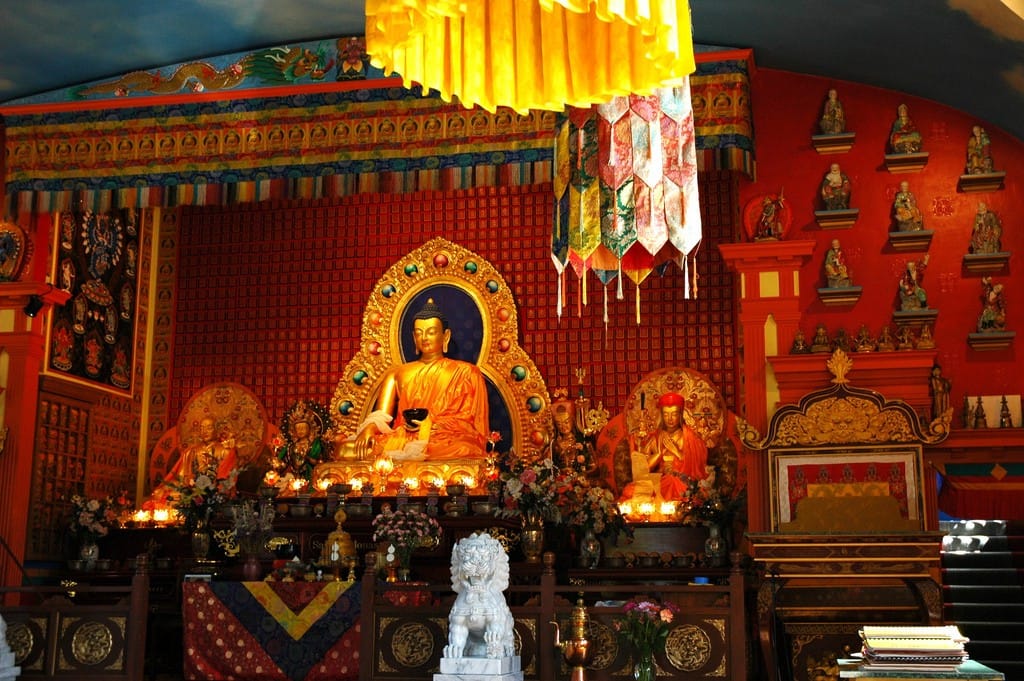 Bodhichitta, Bodhisattva, Sakyong Mipham, Shambhala Sun, Lion's Roar, Buddhism