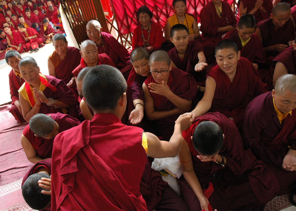 Theravada Thai Tibetan Buddhist Nuns Full Ordination Petition