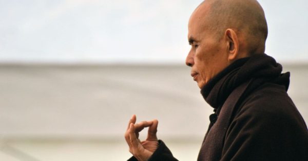 Thich Nhat Hanh’s 5 Practices to Nurture Happiness