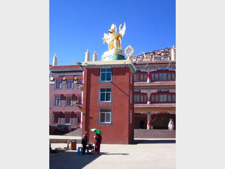 11---Golden-Garuda-outside-Monk's-Assembly-Hall---HGayley