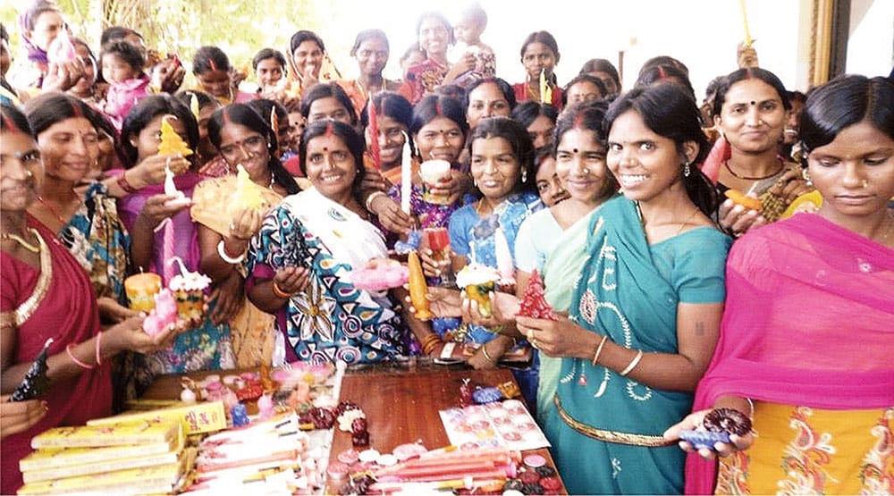 Karuna-Shechen’s vocational training program to empower and economically help women in India includes workshops in candle making. Photo by Shamsul Aktar.