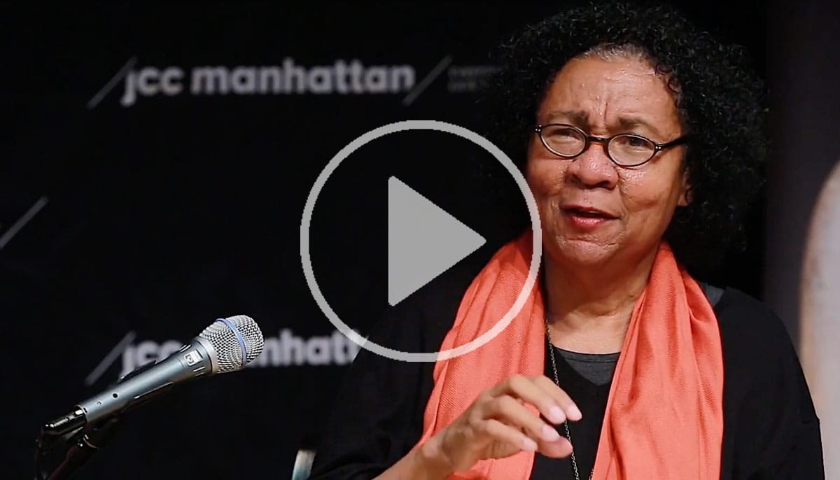 bell-hooks-featured