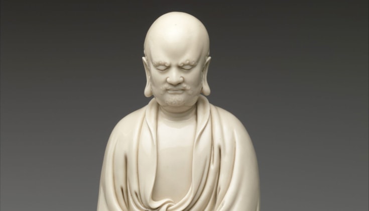 Statue of bodhidharma.