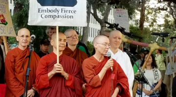 Hundreds of Buddhists join San Francisco climate march