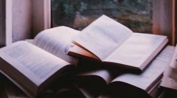 10 Great Buddhist Books, Recommended by 10 Buddhist Teachers