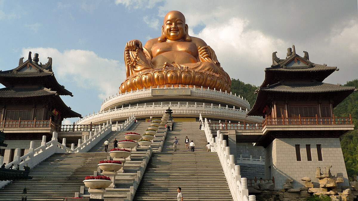 An Ambivalent Revival: Buddhism in China Today - Lions Roar