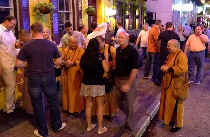 fake monks, monks, new york, hong kong, buddhism, news, lion's roar