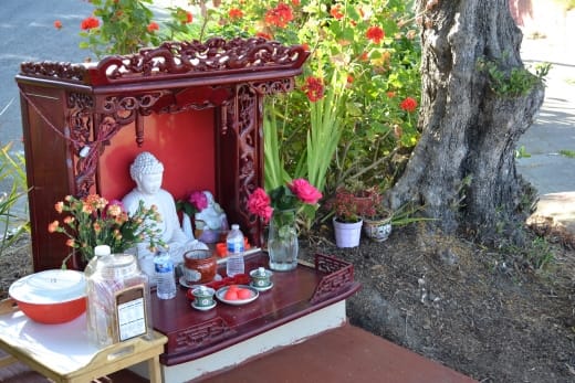 buddha statue 11th avenue oakland